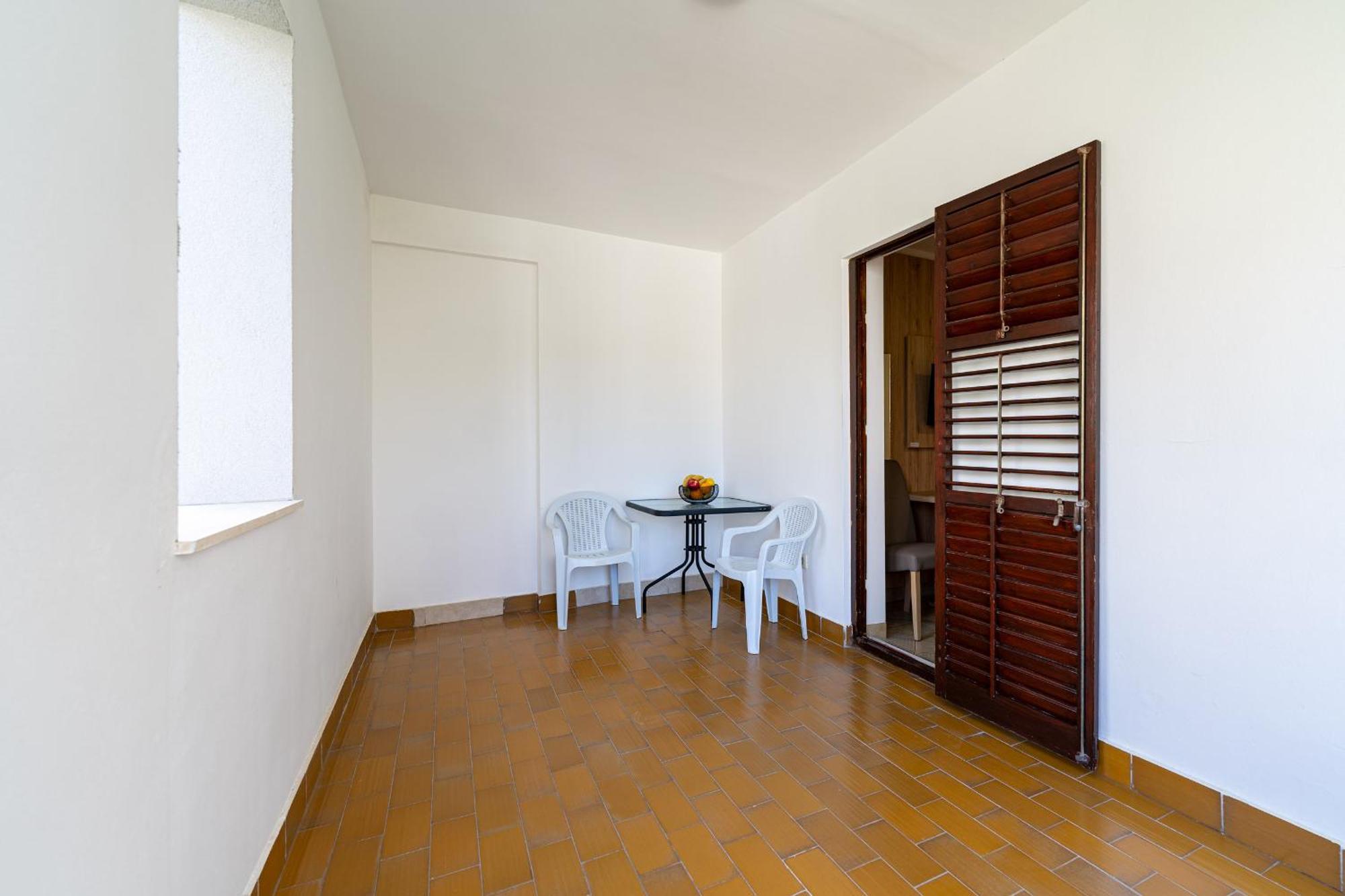 Studio Apartments Marea 2 Budva Zimmer foto